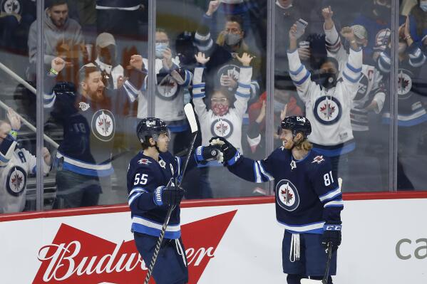 Jets Scheifele ends goal scoring drought with 3 vs. Devils AP News